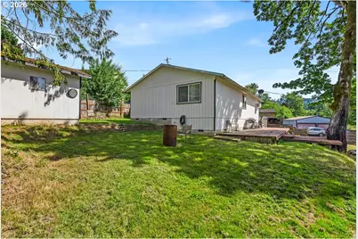 211 Fox St, Rainier, OR 97048 - Photo 37