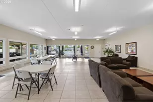 1400 Candlelight Dr, Eugene, OR 97402 - Photo 27