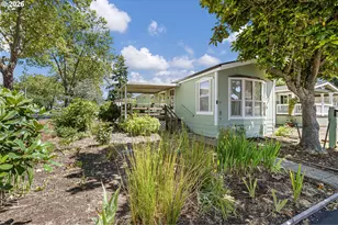 1400 Candlelight Dr, Eugene, OR 97402 - Photo 1