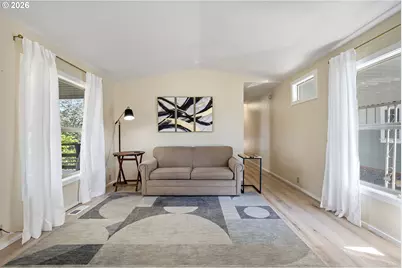 1400 Candlelight Dr #180, Eugene, OR 97402 - Photo 9