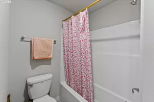 7004 SE Butternut Creek Pkwy, Hillsboro, OR 97123 - Photo 27