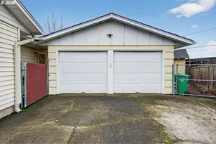 14530 NE Knott Ct, Portland, OR 97230 - Photo 5