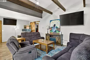 14530 NE Knott Ct, Portland, OR 97230 - Photo 25