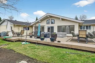 14530 NE Knott Ct, Portland, OR 97230 - Photo 5