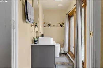 14530 NE Knott Ct, Portland, OR 97230 - Photo 27