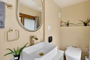 14530 NE Knott Ct, Portland, OR 97230 - Photo 29