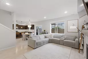 4465 NE Bounty Pl, Albany, OR 97322 - Photo 9