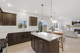 4465 NE Bounty Pl, Albany, OR 97322 - Photo 17