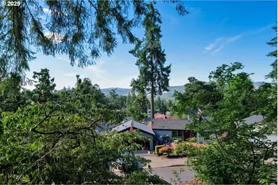 7025 Glacier Dr, Springfield, OR 97478 - Photo 29