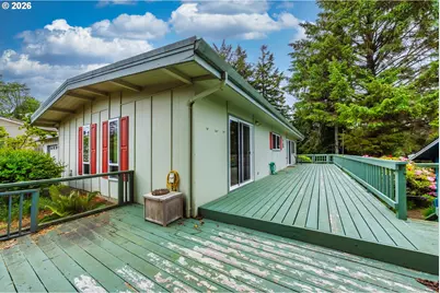 3027 NE 32nd Dr, Lincoln City, OR 97367 - Photo 41