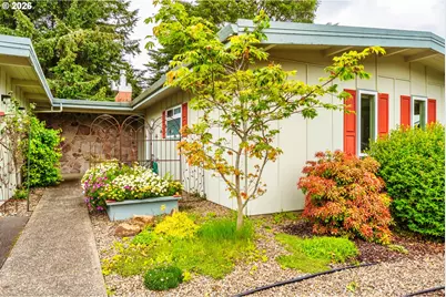 3027 NE 32nd Dr, Lincoln City, OR 97367 - Photo 1