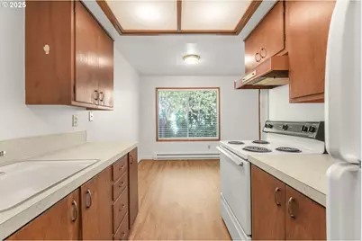 16125 SE Lincoln St, Portland, OR 97233 - Photo 11