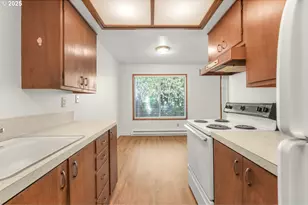 16125 SE Lincoln St, Portland, OR 97233 - Photo 11