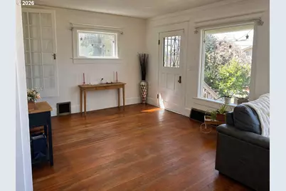 322 W C St, Rainier, OR 97048 - Photo 7