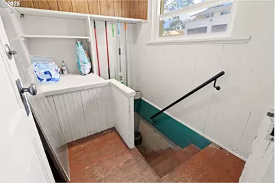 322 W C St, Rainier, OR 97048 - Photo 31