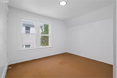 322 W C St, Rainier, OR 97048 - Photo 29