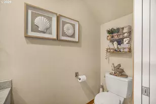 91 N Hayden Bay Dr, Portland, OR 97217 - Photo 17