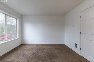 744 Oregon St, Saint Helens, OR 97051 - Photo 3