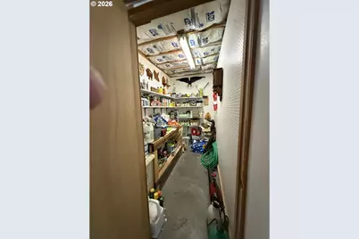 110 S Mike Rd, Tygh Valley, OR 97063 - Photo 11