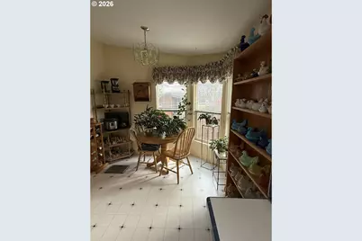 110 S Mike Rd, Tygh Valley, OR 97063 - Photo 5