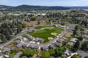 15205 S E Towers Ter, Milwaukie, OR 97267 - Photo 23