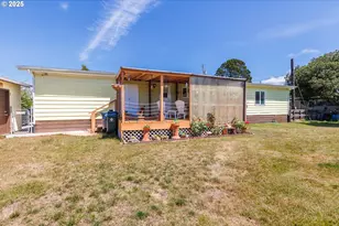 185 N 6th St, Lakeside, OR 97449 - Photo 31