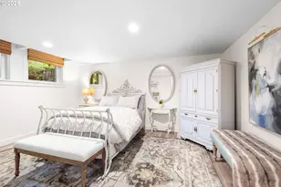 2547 SW Hillcrest Dr, Portland, OR 97201 - Photo 37