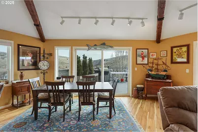 405 Elrod Ave, Maupin, OR 97037 - Photo 7