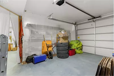 405 Elrod Ave, Maupin, OR 97037 - Photo 23