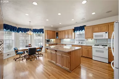 805 Impala Ave, Eugene, OR 97404 - Photo 15