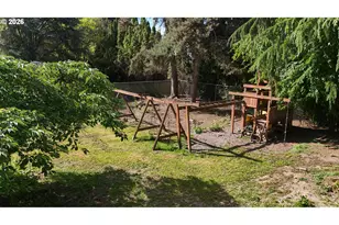 5665 Silverton Rd, Salem, OR 97305 - Photo 39