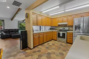 5665 Silverton Rd, Salem, OR 97305 - Photo 11