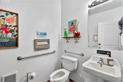 1647 NE Market Dr, Fairview, OR 97024 - Photo 11