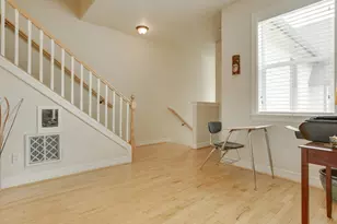 1647 NE Market Dr, Fairview, OR 97024 - Photo 23