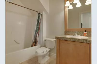 1647 NE Market Dr, Fairview, OR 97024 - Photo 33