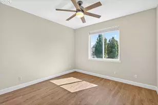 1647 NE Market Dr, Fairview, OR 97024 - Photo 19