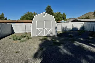 2030 Plum St, Baker City, OR 97814 - Photo 15