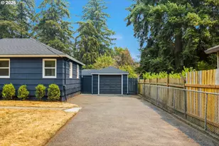 2372 SE 141st Ave, Portland, OR 97233 - Photo 25