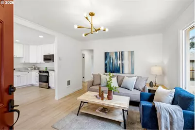 2372 SE 141st Ave, Portland, OR 97233 - Photo 5
