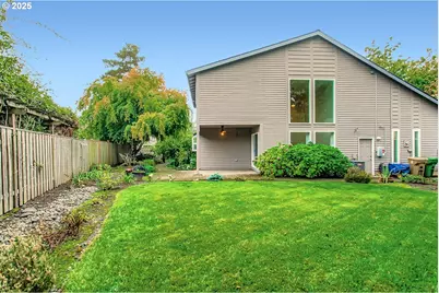 32400 SW Estates Ct S, Wilsonville, OR 97070 - Photo 37