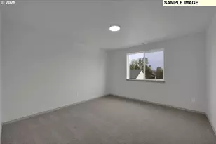 888 S 9th St, Harrisburg, OR 97446 - Photo 23