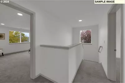 888 S 9th St, Harrisburg, OR 97446 - Photo 13