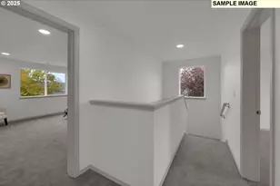 888 S 9th St, Harrisburg, OR 97446 - Photo 13