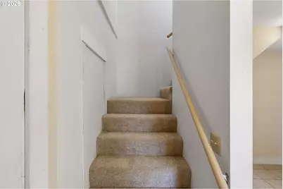 330 NE 1st St, Oakland, OR 97462 - Photo 23