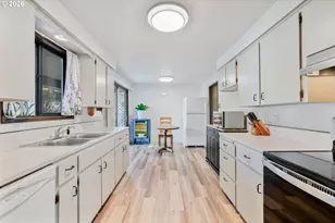 3144 Marigold St, Longview, WA 98632 - Photo 9