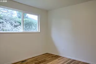 9010 SW Meadow Ln, Portland, OR 97225 - Photo 17