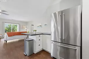 1367 Constitution Ave, Woodburn, OR 97071 - Photo 13