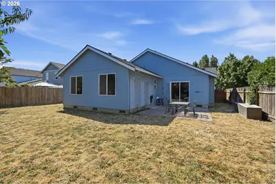 1367 Constitution Ave, Woodburn, OR 97071 - Photo 23