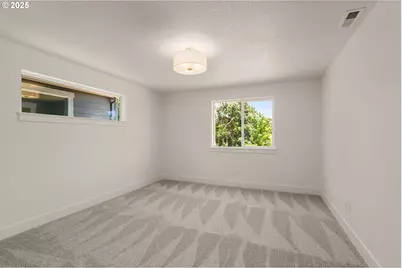 18945 SW Hazelwood Ln #L-7, Beaverton, OR 97078 - Photo 11