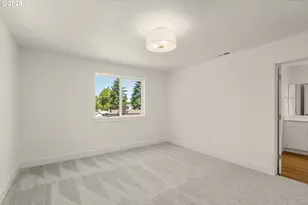 18945 SW Hazelwood Ln, Beaverton, OR 97078 - Photo 13